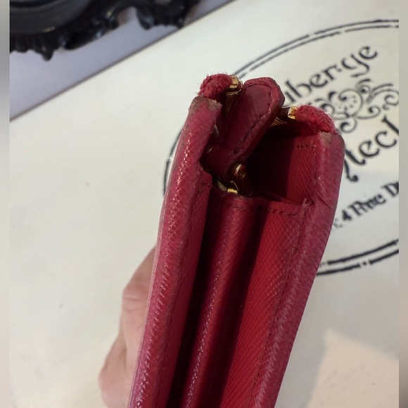 Prada Saffiano Women's Pink Leather Zip Wallet EUC Authentic - Picture 6 of 10